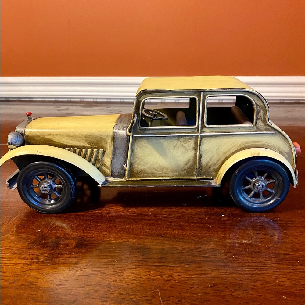Metal Car Decor